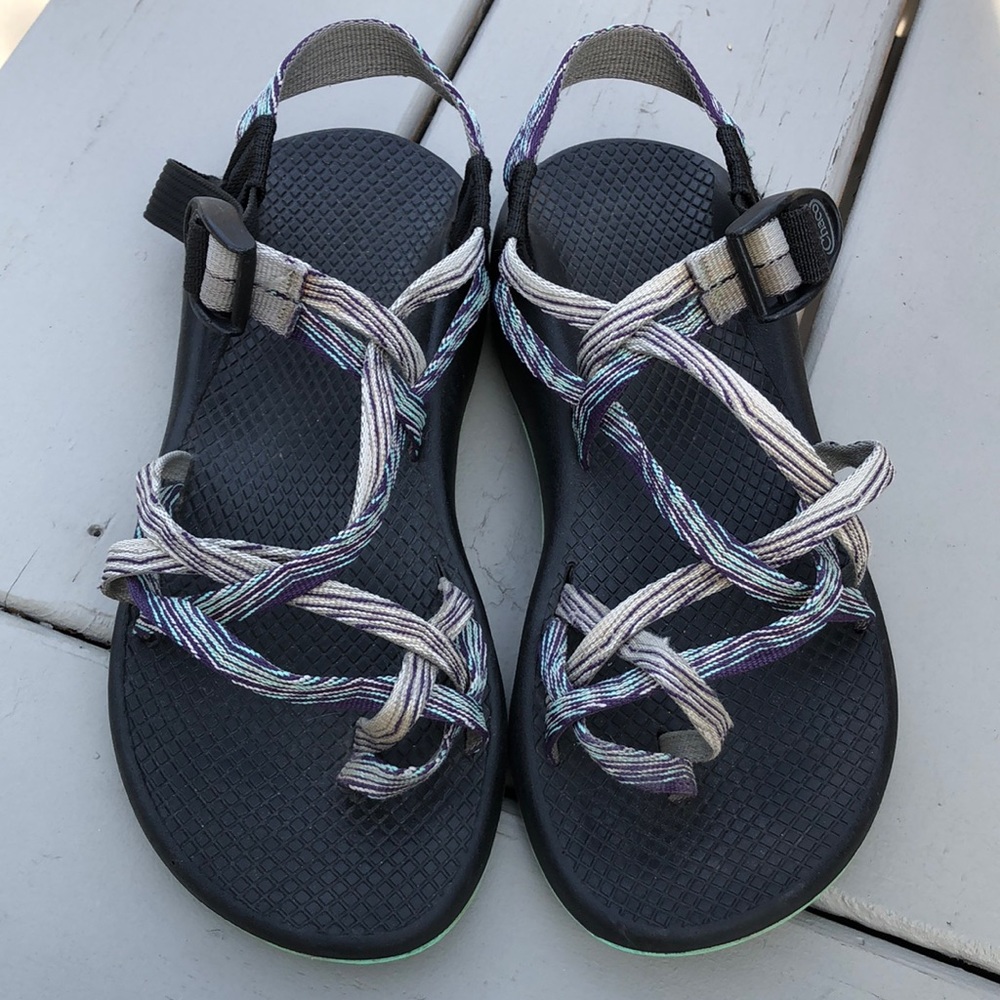 Women’s Chaco Sandals Size 7 | Tan/Blues/Purples